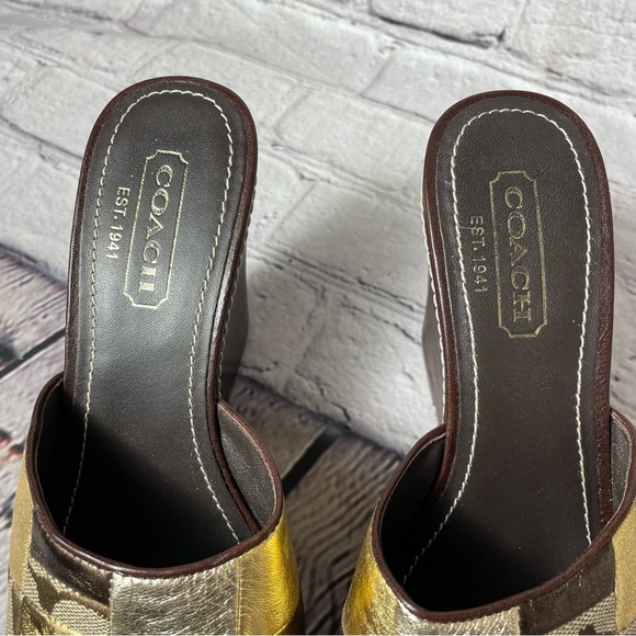 Coach Chelsea Gold Patchwork Wedge Shoes Size 6 - Picture 3 of 9